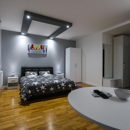 MANIROSI 3 apartman Subotica Bagian luar foto