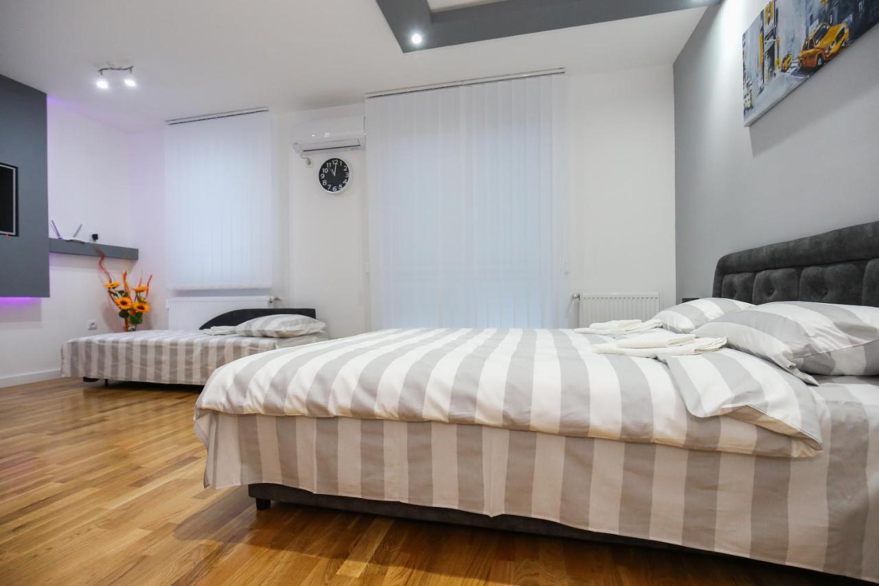 MANIROSI 3 apartman Subotica Bagian luar foto