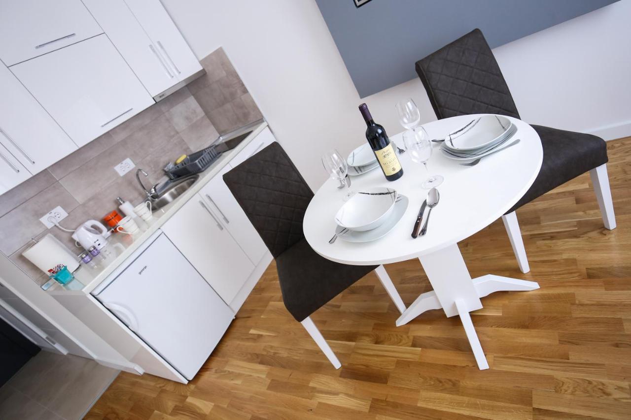 MANIROSI 3 apartman Subotica Bagian luar foto