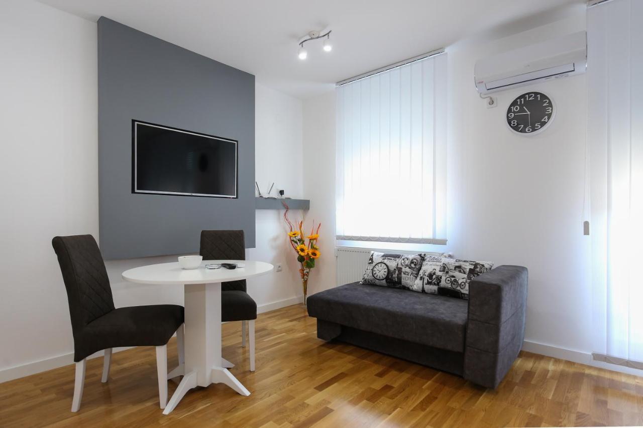 MANIROSI 3 apartman Subotica Bagian luar foto